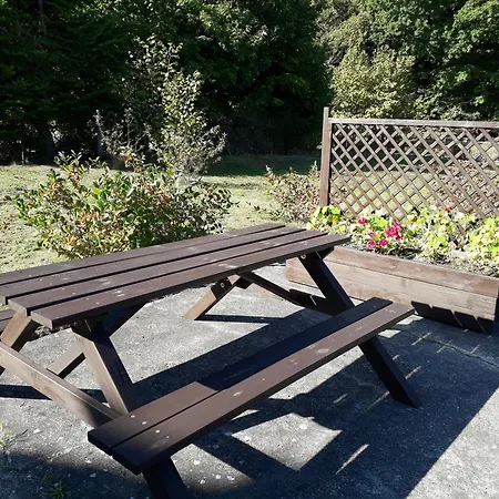 公寓 Ferienzimmer Am Walde 泽姆平