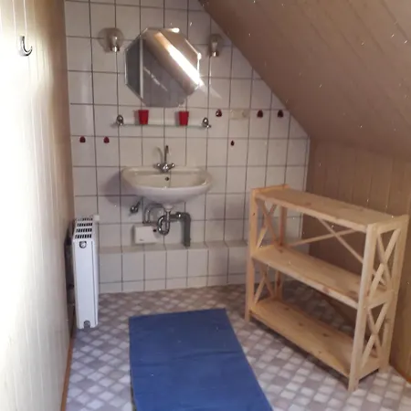 Ferienzimmer Am Walde * 泽姆平